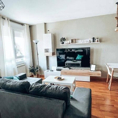 Apartamento Cemba ปอนเฟร์ราดา ภายนอก รูปภาพ